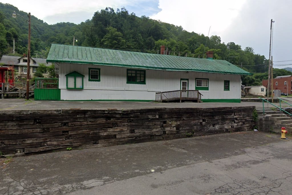 War Municipal Court