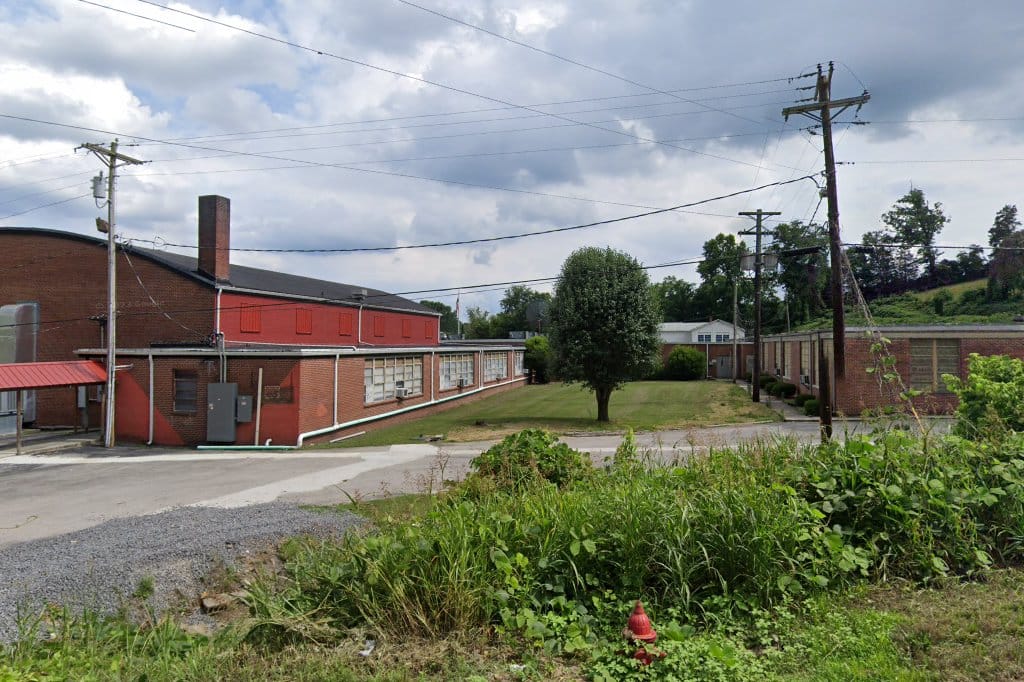 Hermitage Springs School