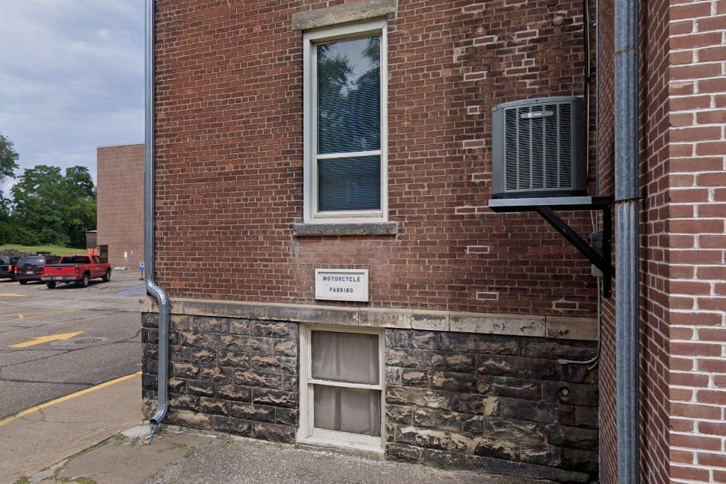 Eau Claire Academy