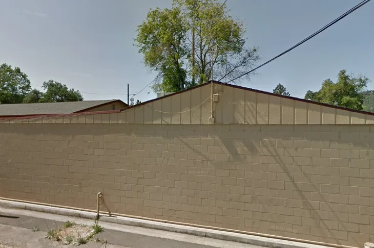 Animal Hospital of Lake County