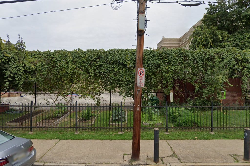 Pittsburgh Montessori K-8 School