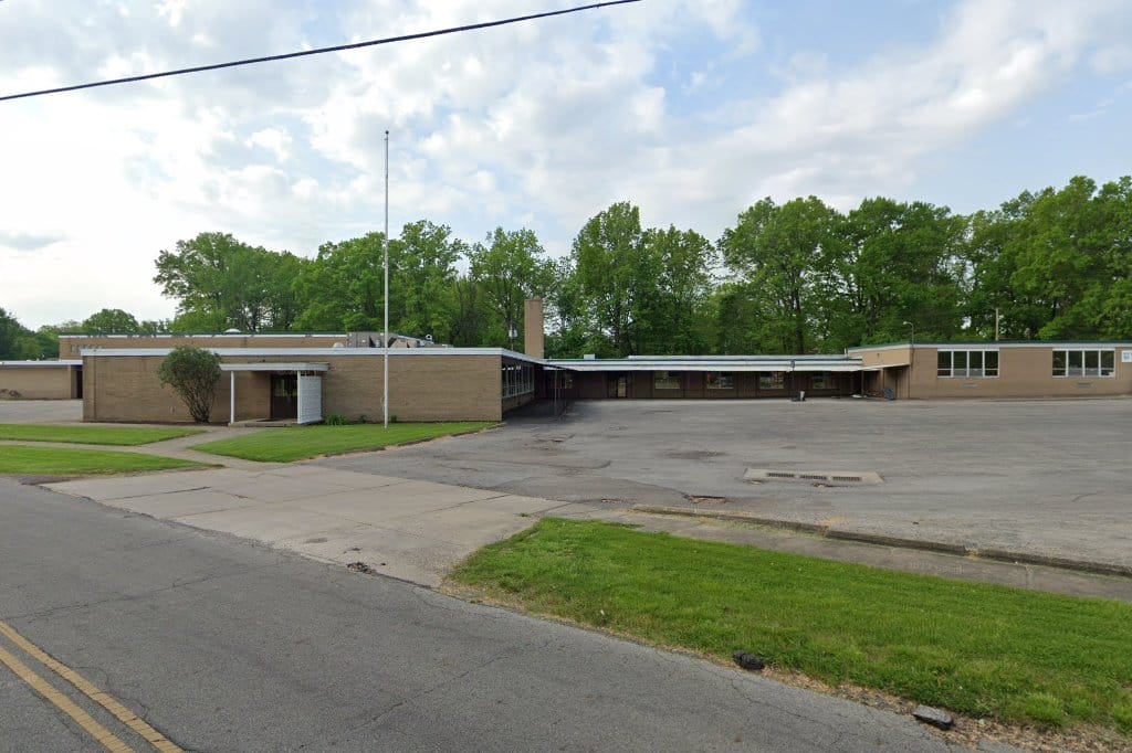 Summit Academy Warren Middle School & Secondary