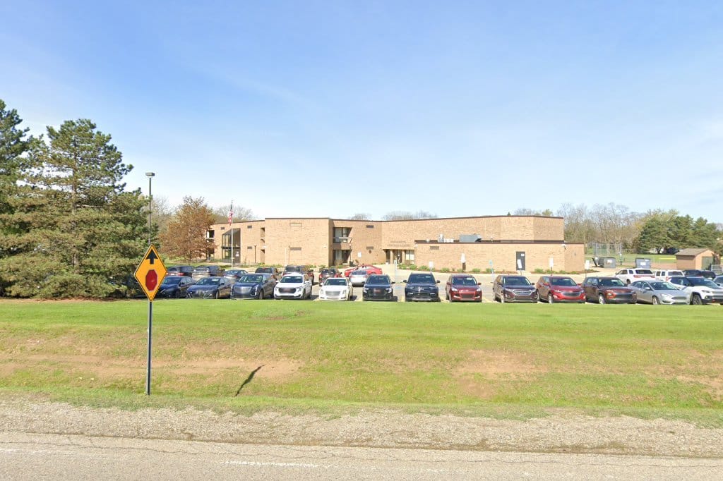 Pine Tree Elementary School
