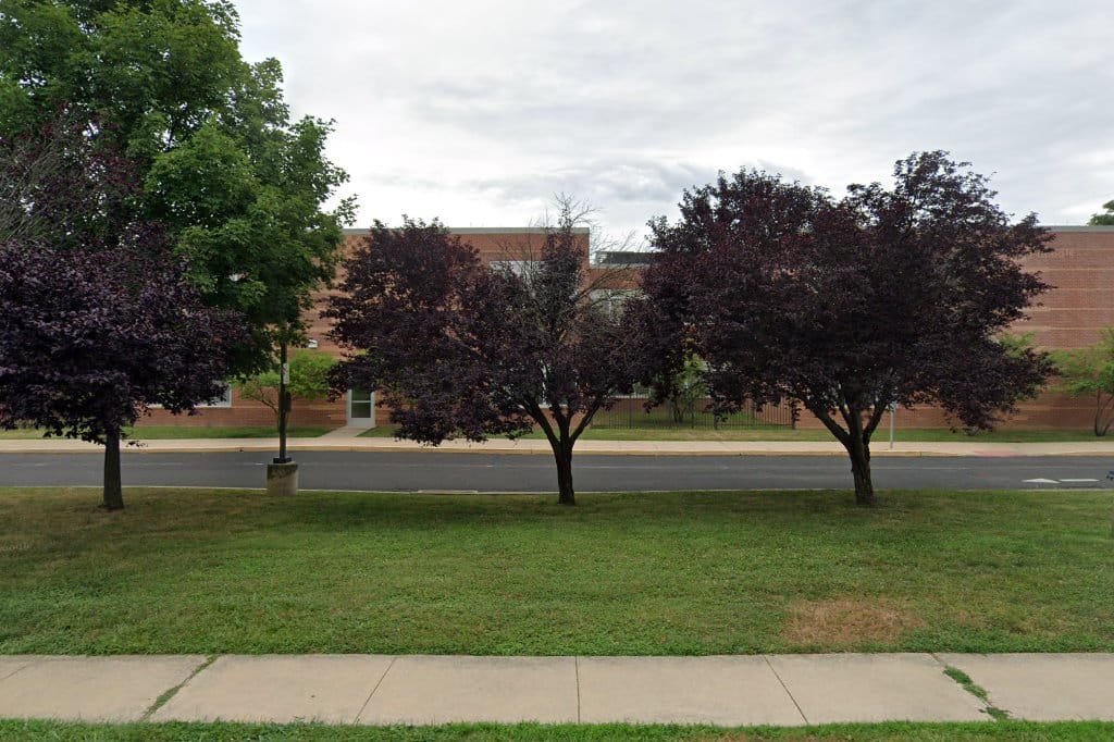 Roslyn School