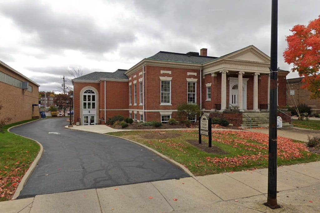 Salem Public Library