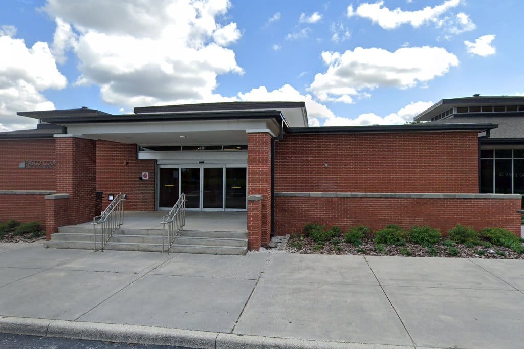 Land O'Lakes Branch Library