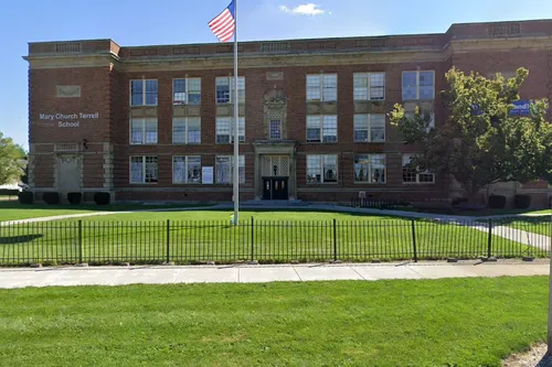 Louis Agassiz School