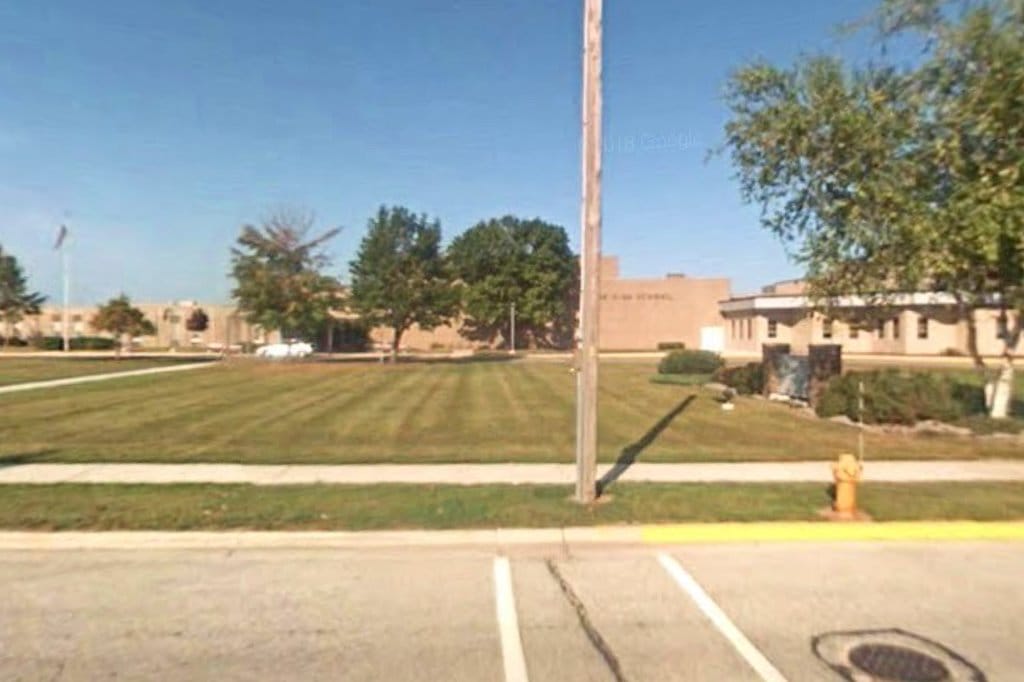 New Holstein Middle School