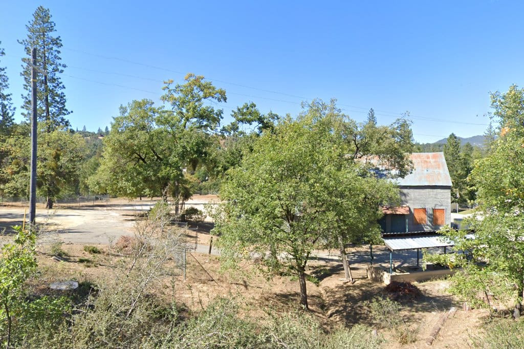 Mountain Oaks High School