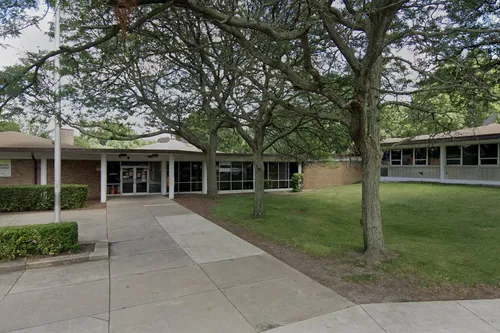 Douglas Macarthur Elementary School