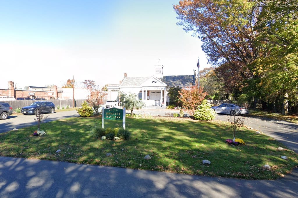 Hewlett Bay Park Village Court