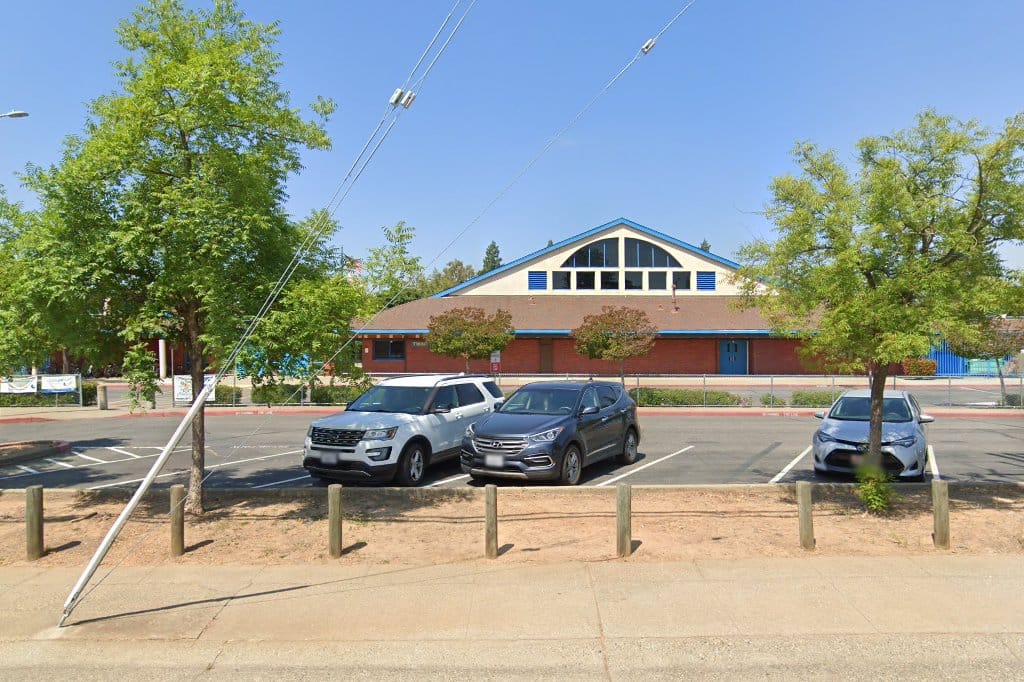 Twin Lakes Elementary School