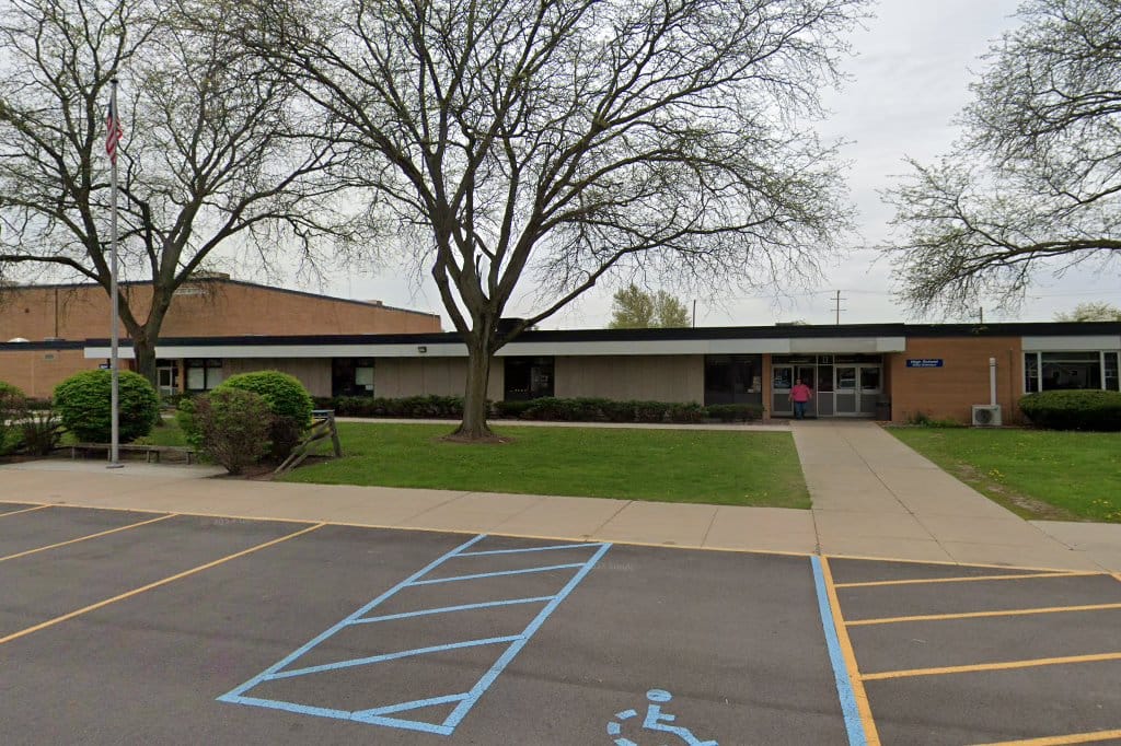 Ida High School