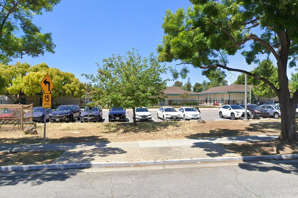 Los Paseos Elementary School