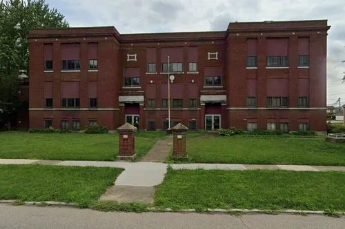 Cloverleaf Elementary School
