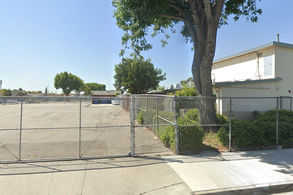 Van Deene Avenue Elementary School