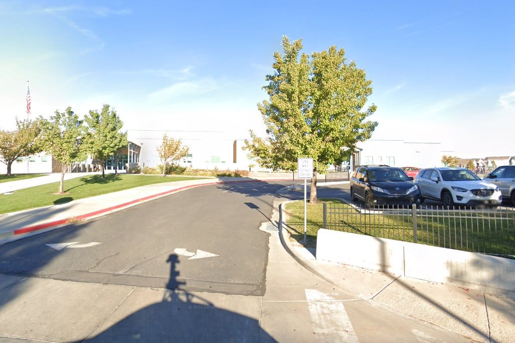 Oakcrest School