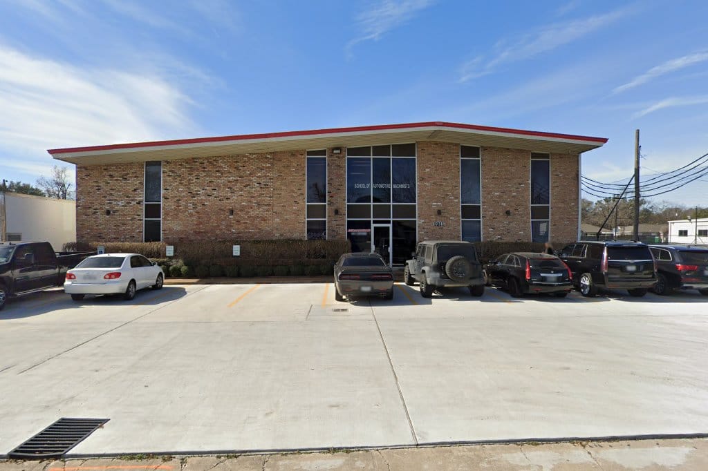 School of Automotive Machinists