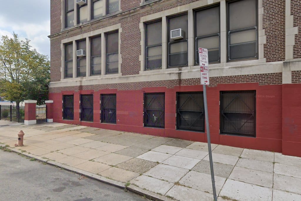 Lea Henry C School