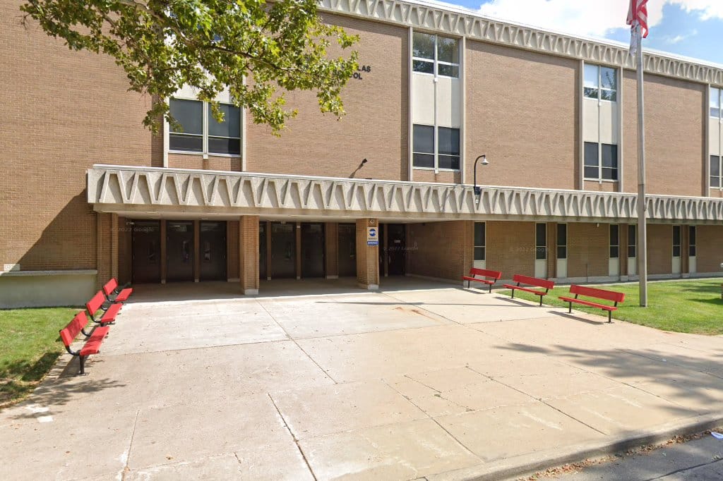 Business And Economics Academy Of Milwaukee