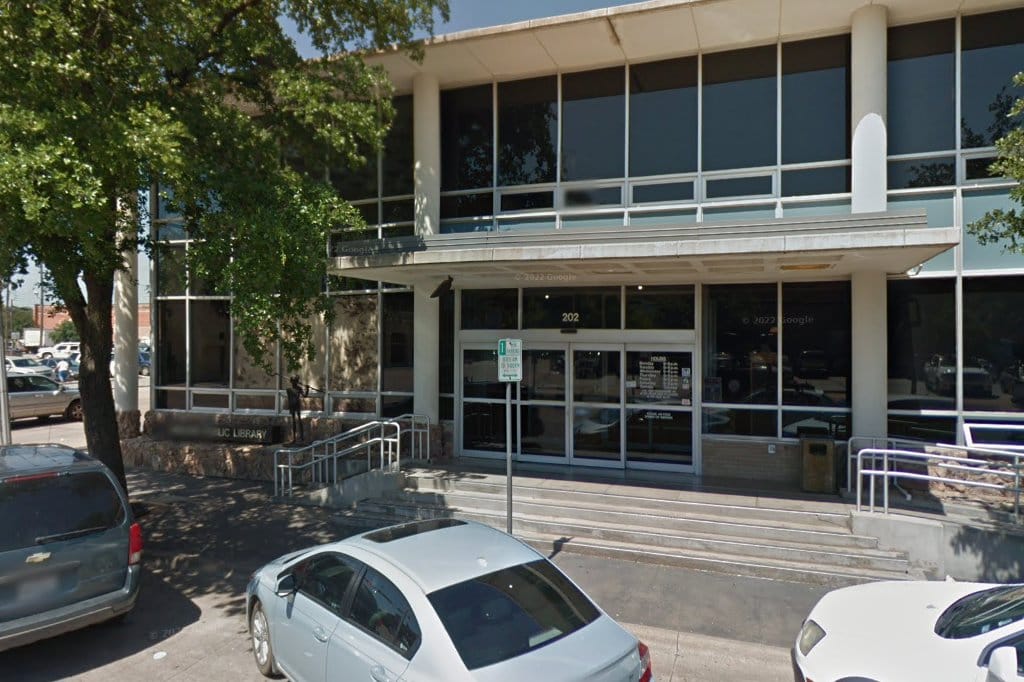 Abilene Public Library