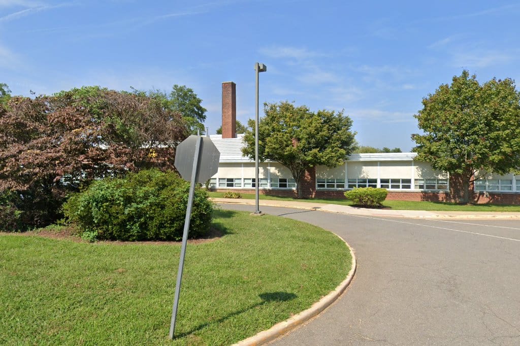 Pimmit Hills High School and Admin Center