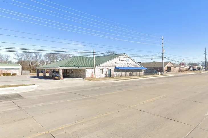 VCA Woodland East Animal Hospital