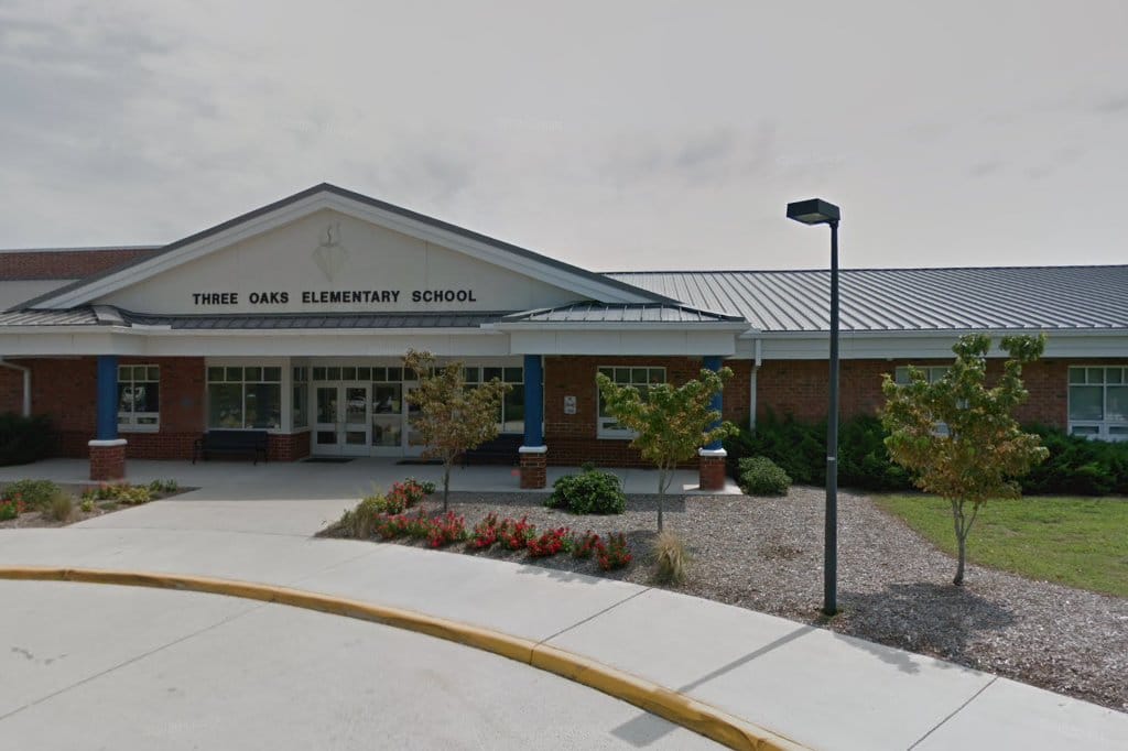Three Oaks Elementary School