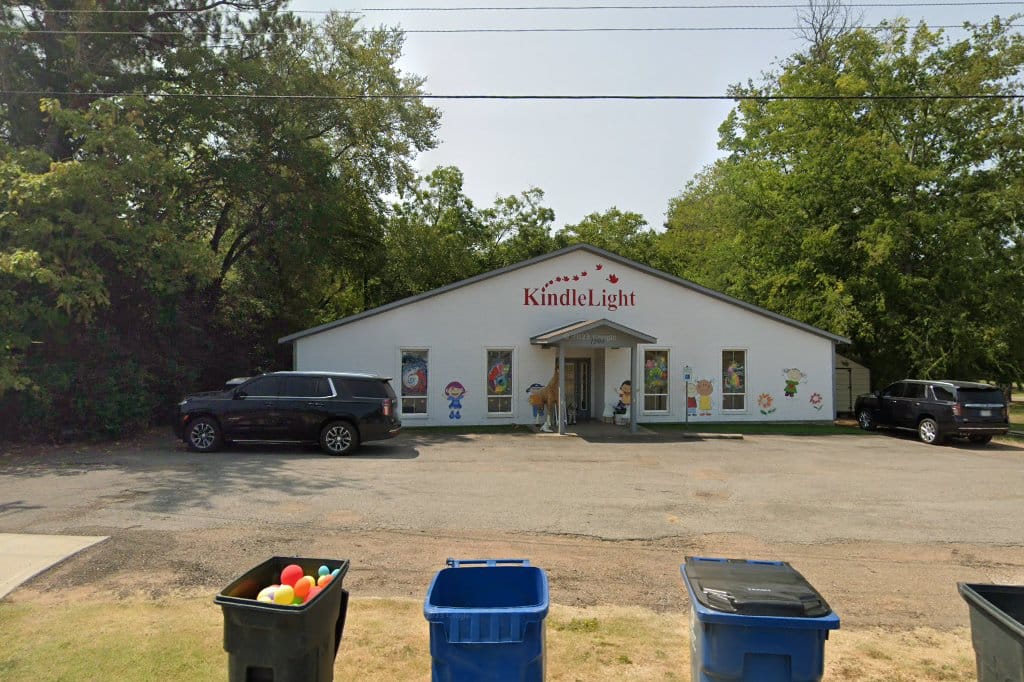 Kindlelight School