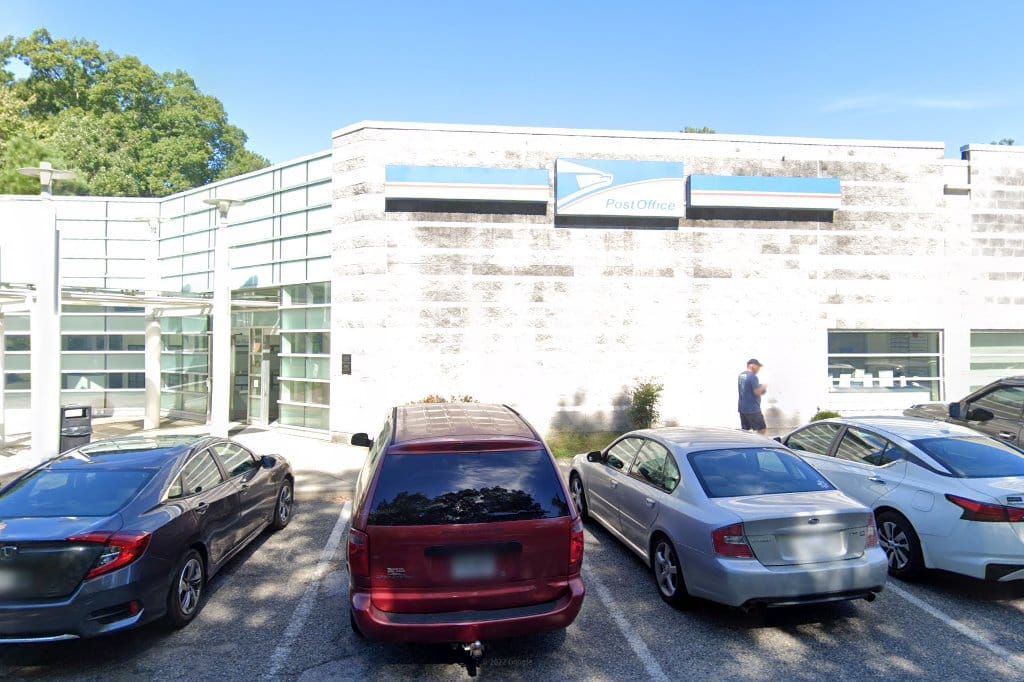 Patrick Henry Passport Office
