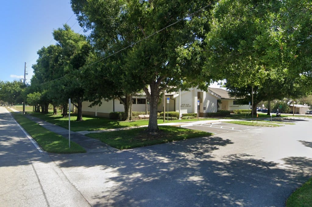 Avon Park Public Library