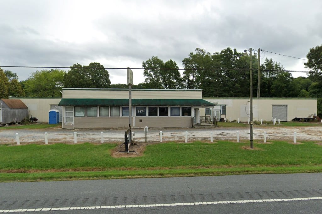 Oak Hall DMV Select Office