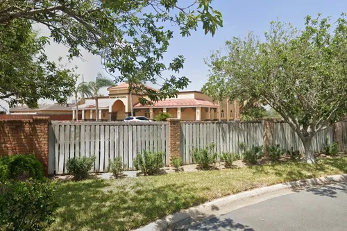 
Premier High School - Brownsville

