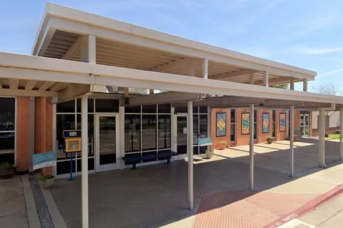 Newton Rayzor Elementary School