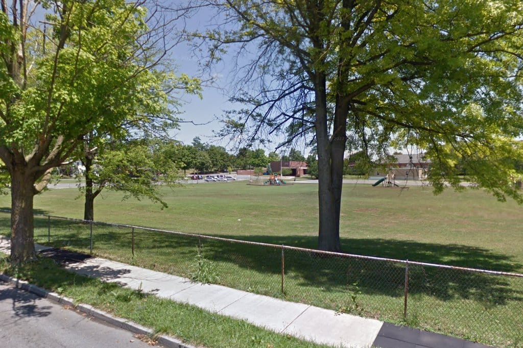 Garland R Quarles Elementary School