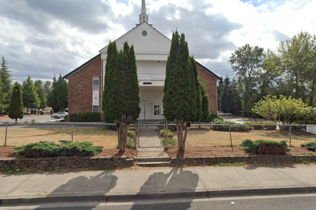 Cascade Vista Baptist School