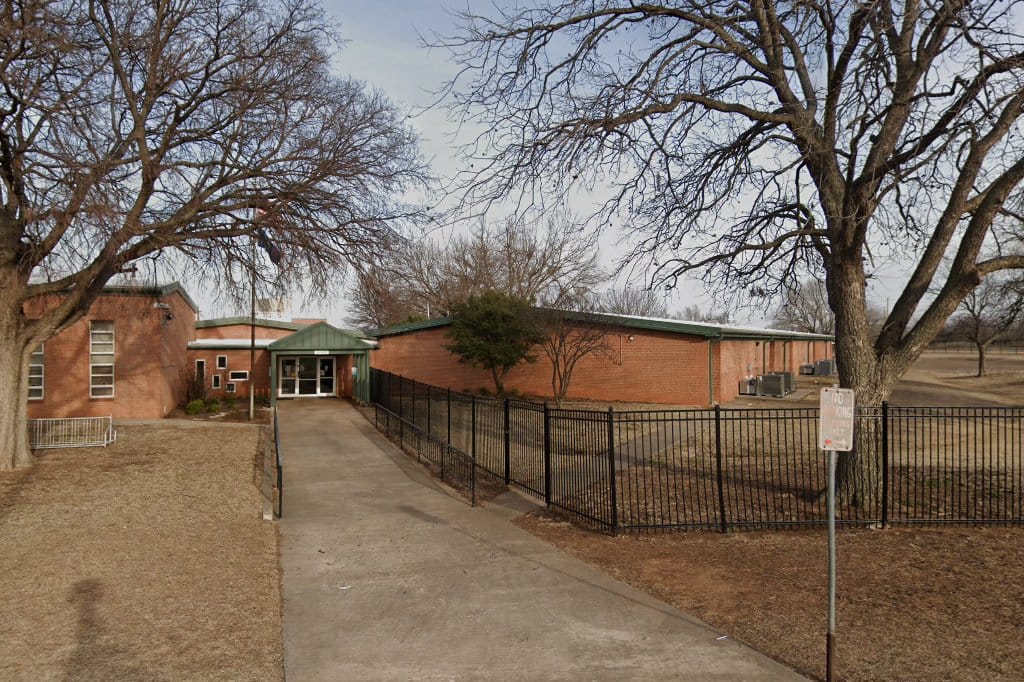 Pioneer Park Elementary School