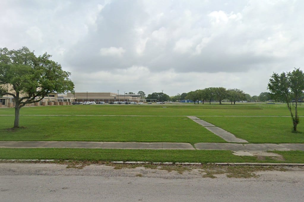 Bay City Junior High School