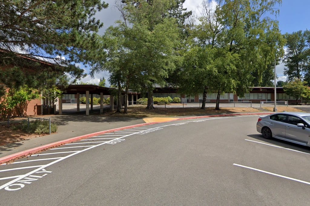 Lake Youngs Elementary School