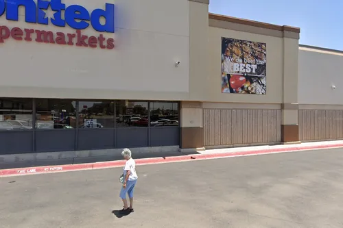 Albertsons-Savon Pharmacy