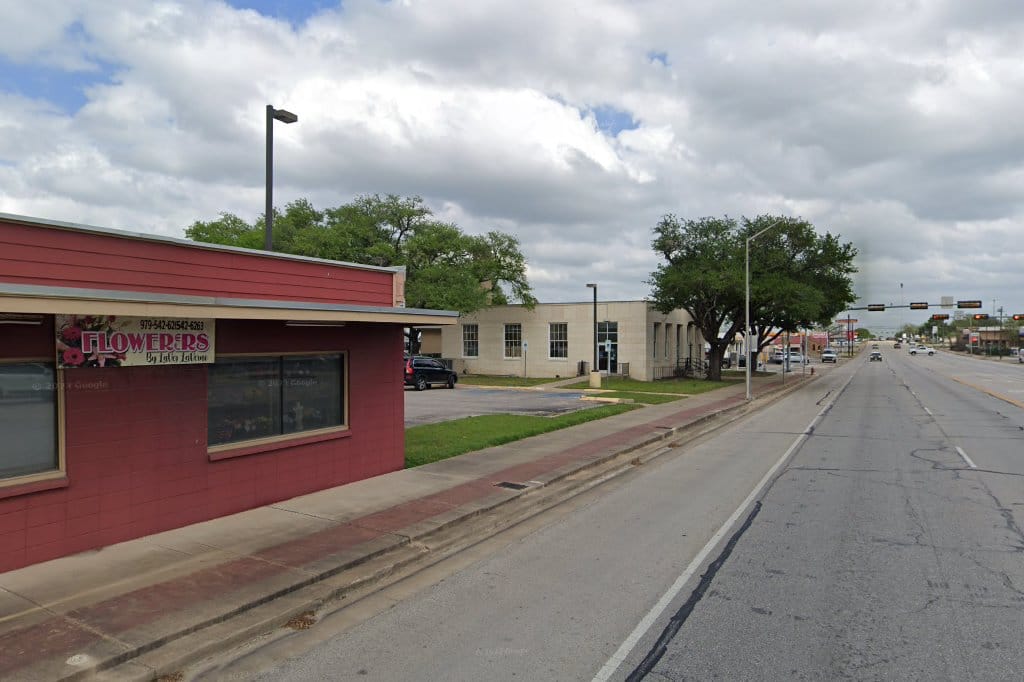 Giddings Passport Office