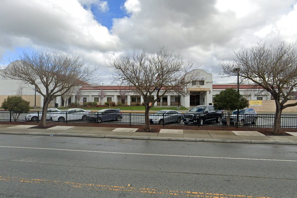 Antonio Del Buono Elementary School
