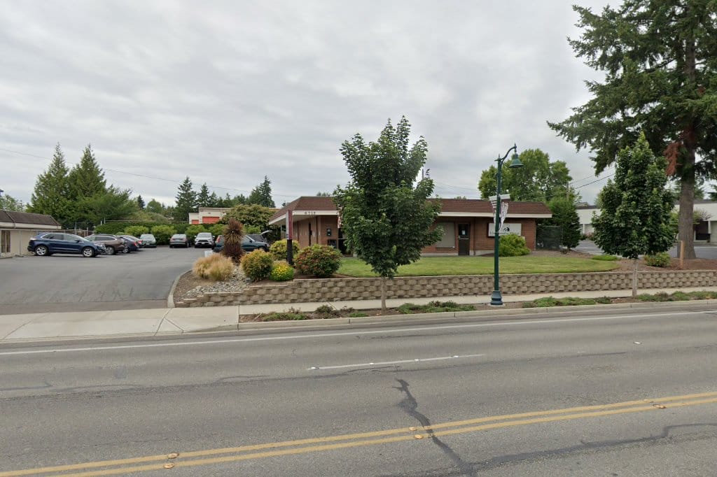 University Place Veterinary Hospital