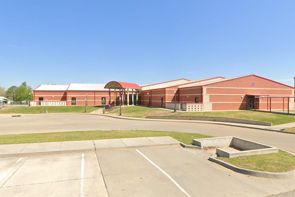 Mc Loud Elementary School