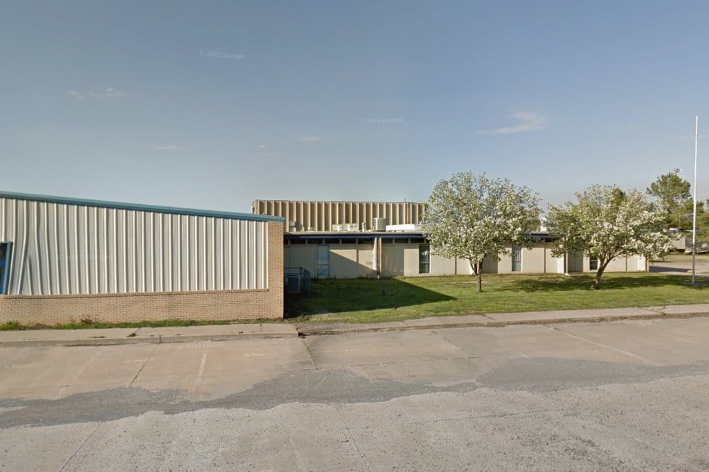 Chouteau-Mazie High School