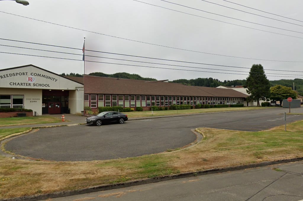 Reedsport Jr/Sr High School