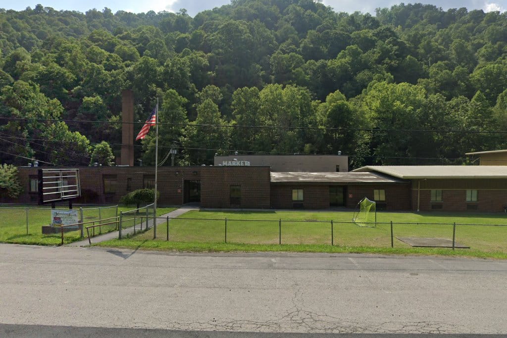 Huff Cons Elementary School & Middle School