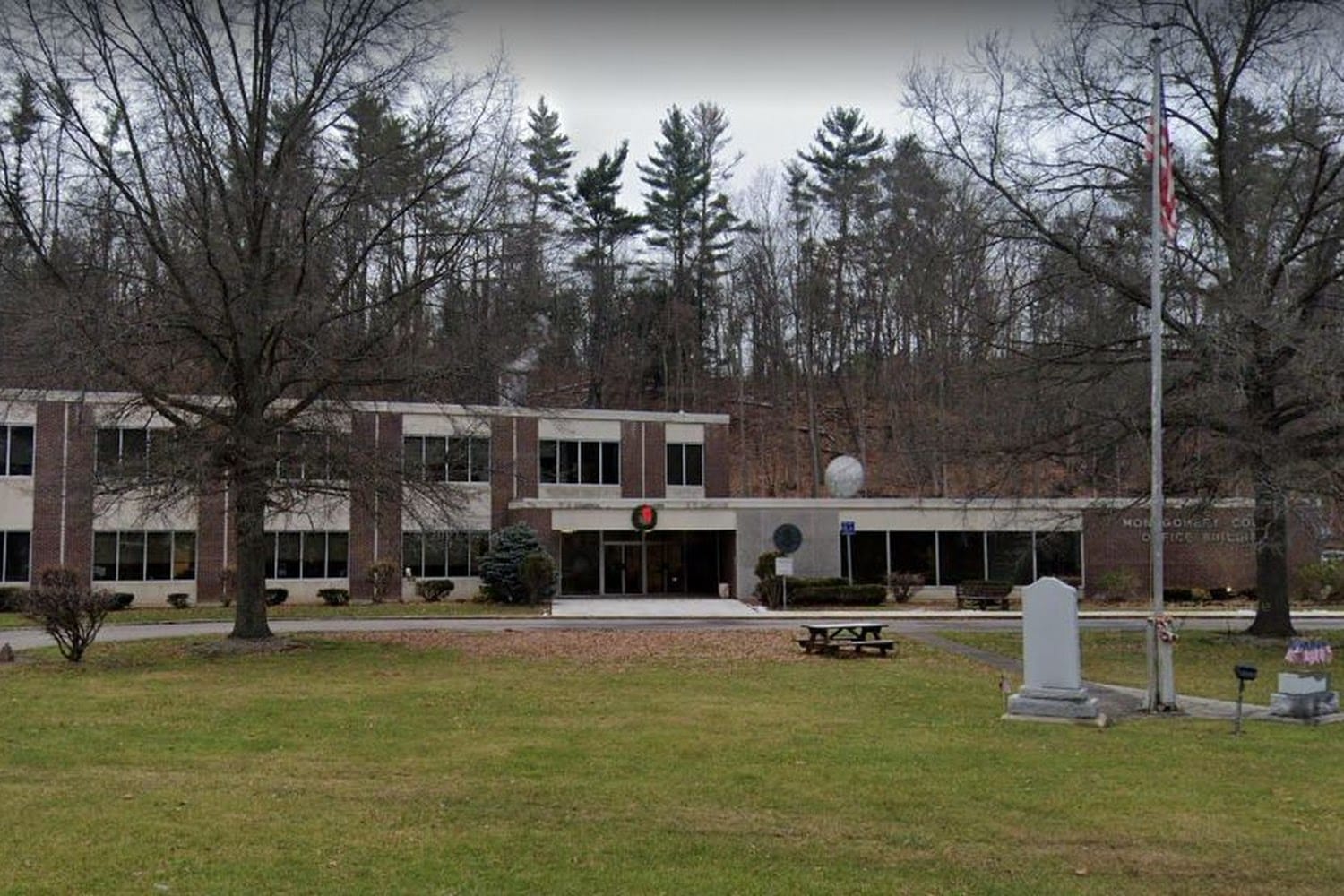 Montgomery County Passport Office