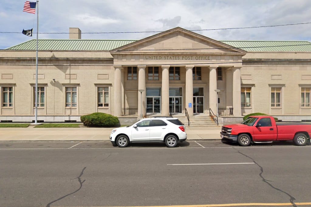 Warren Passport Office