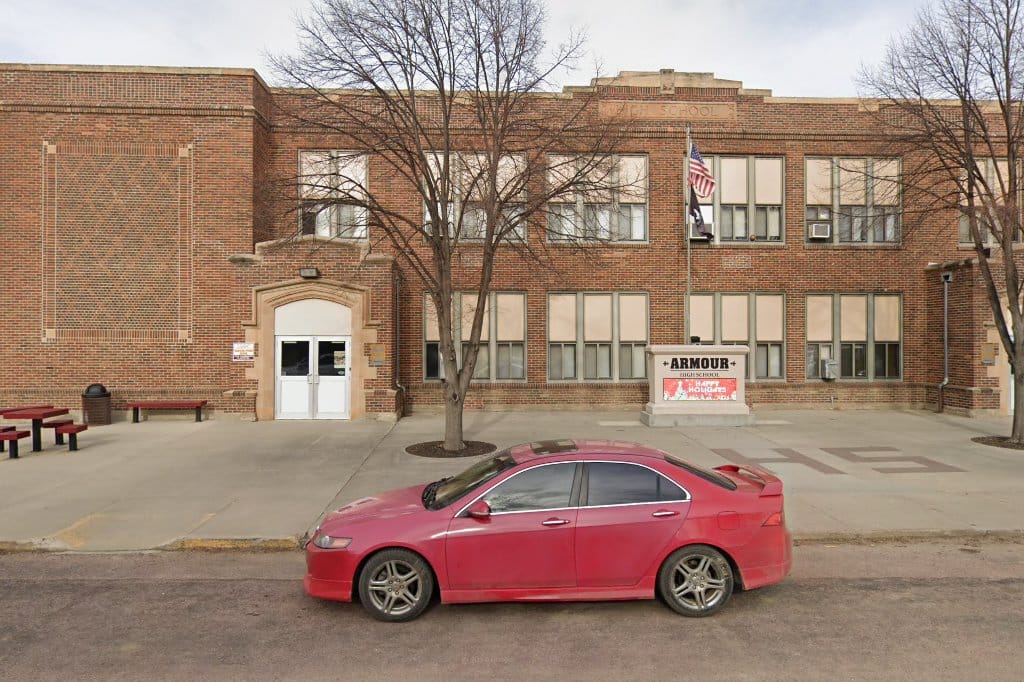 Armour High School
